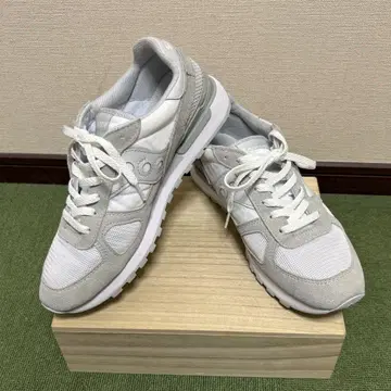 써코니 27.5cm 스니커즈 중고품