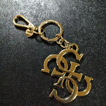 GUESS 키링 키링