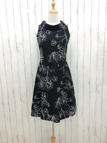 Lois CRAYON 슬리브리스 원피스 블랙 M [ b0651 ]