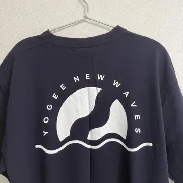 YOGEE NEW WAVES 네이비 티셔츠 XL 사이즈