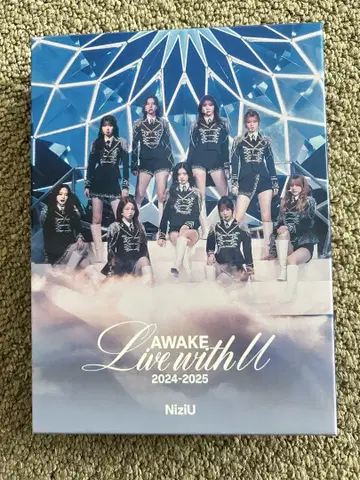 NiziU AWAKE Live with U