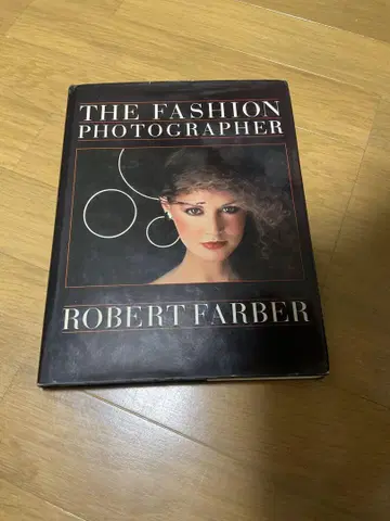 FASHION PHOTOGRAPHER by ROBERT FARBER