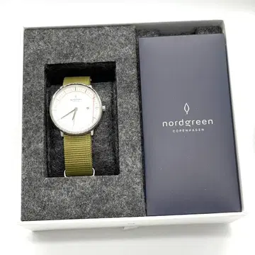 Nordgreen Philosopher 36mm 실버 다이얼 북유럽