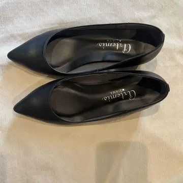 아르테미스 바이 다이애나 펌프스 22.5/3cm 힐