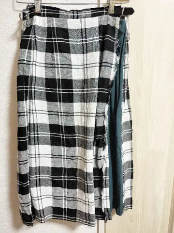 O'NEIL OF DUBLIN 체크 린넨 스커트