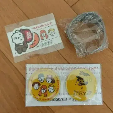 9지라지 x SUPER BEAVER 스티커 러버 밴드 캔뱃지 비버