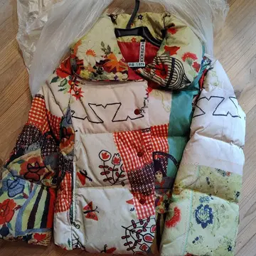 아차추무 컬러풀 꽃무늬 다운 자켓 XL