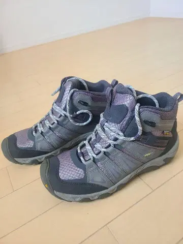 KEEN 등산화 방수 25cm 킨