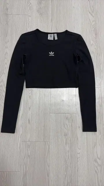 adidas 미사용 크롭 기장 헤이세이 갸루 피치 T