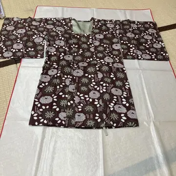 꽃무늬 브라운 계열 시보리 미치유키 코트 순수 실크