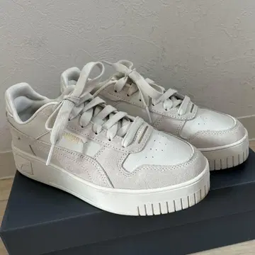 푸마 스니커즈 23.5cm