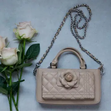 Riu Rose phone bag 베이지