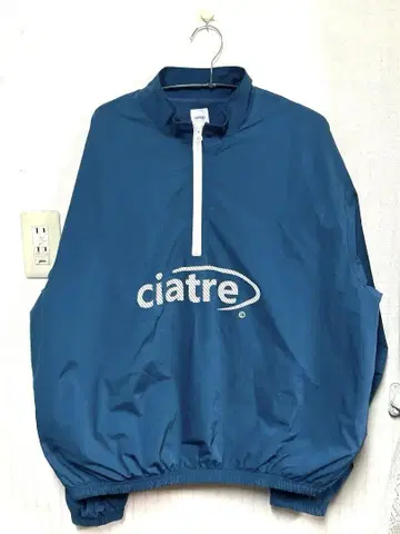 [구제 의류] ciatre 네이비 나일론 자켓