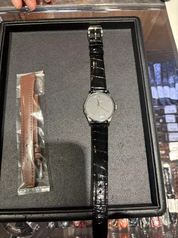 IWC 올드 인터 그레이 다이얼 필기체 로고 Cal.89