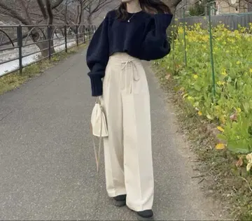 hinari xs 화이트 팬츠