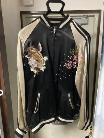 자수 스카잔 블랙 & 베이지 잉어와 벚꽃