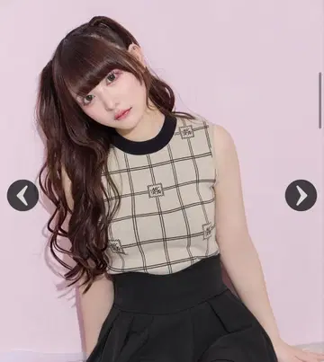 미셸 마카롱 로고 니트탑 프리 사이즈