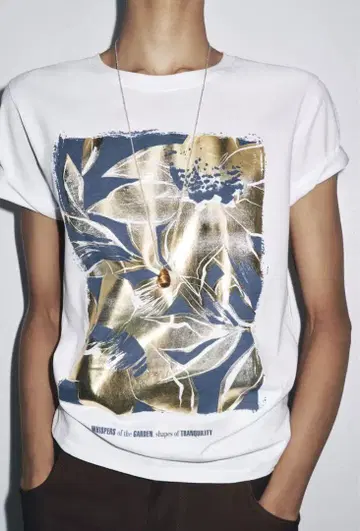 ZARA 메탈릭 프린트 티셔츠