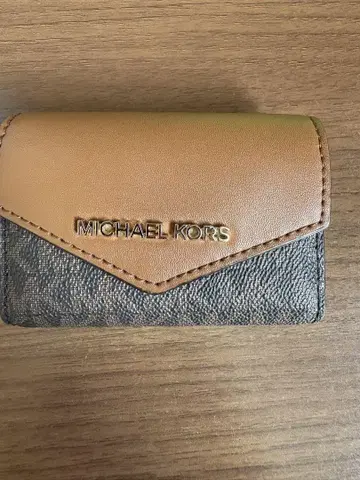 MICHEAL KORS 키케이스