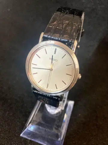 SEIKO 7N01-0BH0 남성용 쿼츠 손목시계 작동 불능