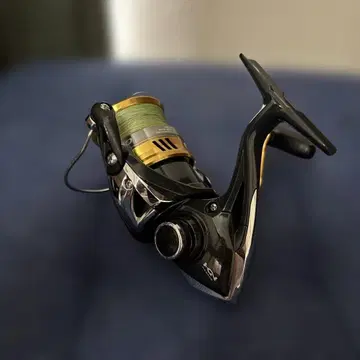 SHIMANO 사하라 c3000HG