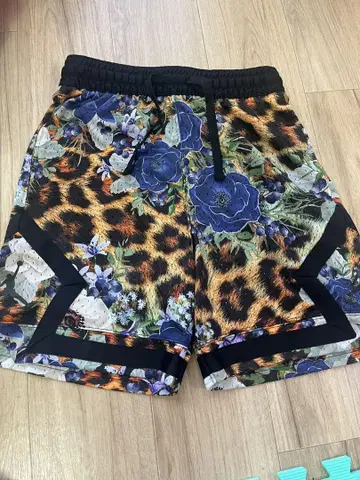 레오파드 꽃무늬 숏팬츠