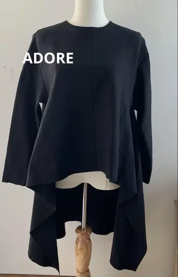 ADORE 스웨터
