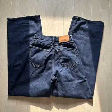 [새상품급] moussy 스트레이트 와이드 데님 size 23