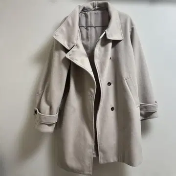 스탠드 카라 볼륨 소매 코트