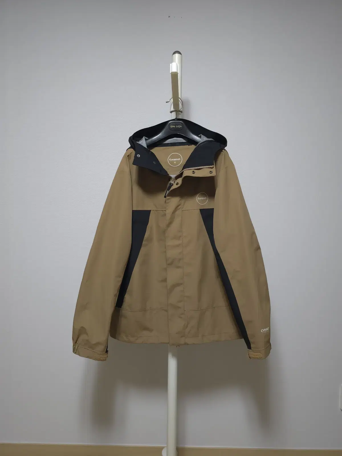 (XL) Covernat Men's 3LAYER Mountain Jacket Beige