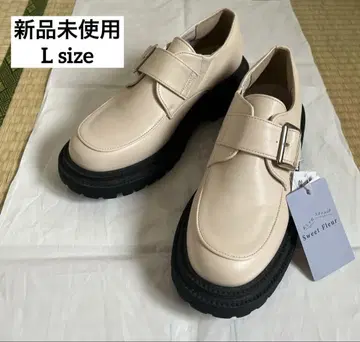 [미사용 새상품] L 사이즈 시마무라 오카다유리 신발 화이트