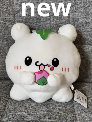 잎사귀 달린 화이트 쿠션 봉제 인형