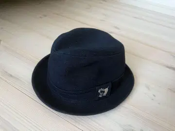 STUDIO D'ARTISAN 스튜디오 다치산 햇