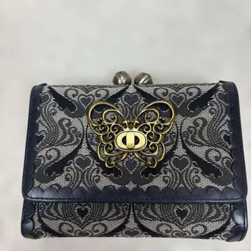 럭셔리 나비 모티브 반지갑 ANNA SUI 인기