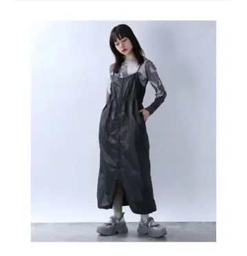 JENASIS 시어 절개 나일론 점프 스커트