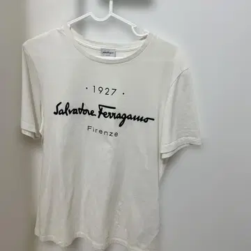 새상품급 페라가모 반팔 상의 코튼