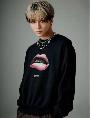 원엔 HAYATO 맨투맨
