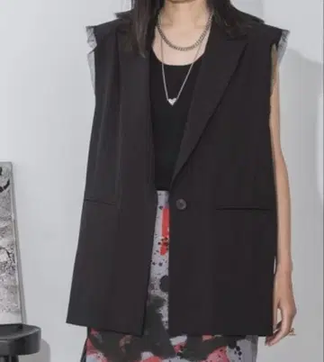 JEANASIS 백 개더 피크드 베스트
