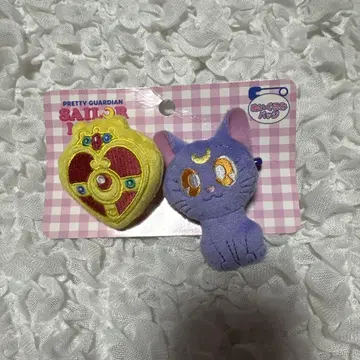 세일러문 USJ 인형 배지