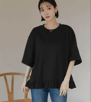 LOWRYS FARM 밑단 프릴 TEE 499875