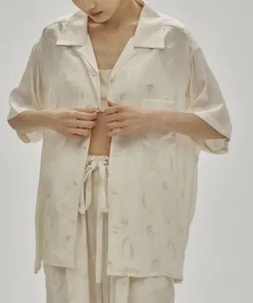 TODAYFUL Swallow Satin Shirts