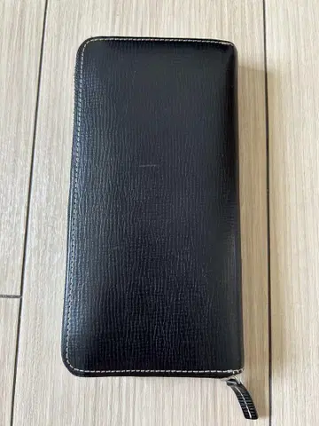 BEAMS 블랙 가죽 장지갑 수납력 좋음