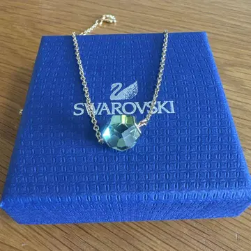 SWAROVSKI 스와로브스키 목걸이 크리스탈 그린 골드