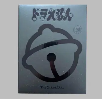 fragment design 메디콤토이 도라에몽 피규어