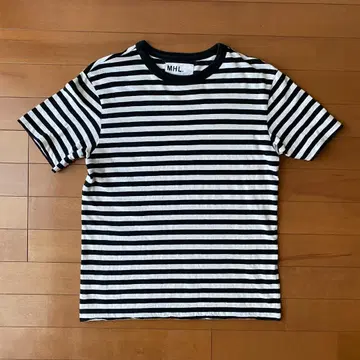 ( USED ) MHL. 보더 티셔츠