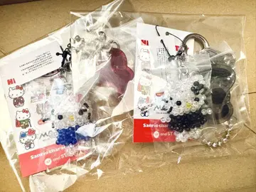 LOWRYS FARM Me% HELLO KITTY 비즈 키 참