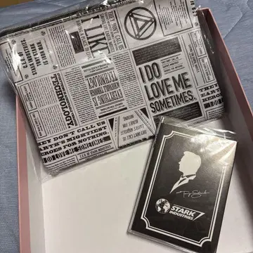 STARK INDUSTRIES 파우치 메모 세트