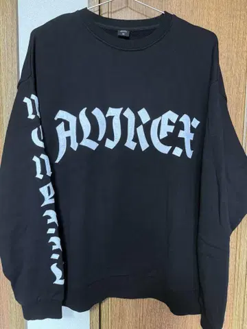 AVIREX 트레이너