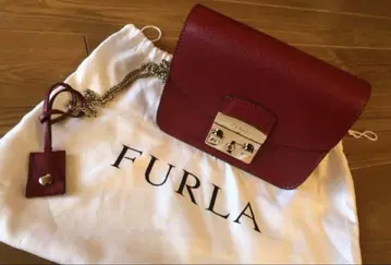 새상품 FURLA 훌라 메트로폴리스 체인 백