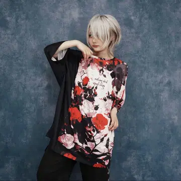 NieR RED ROSE GRAPHIC BIG TEE
